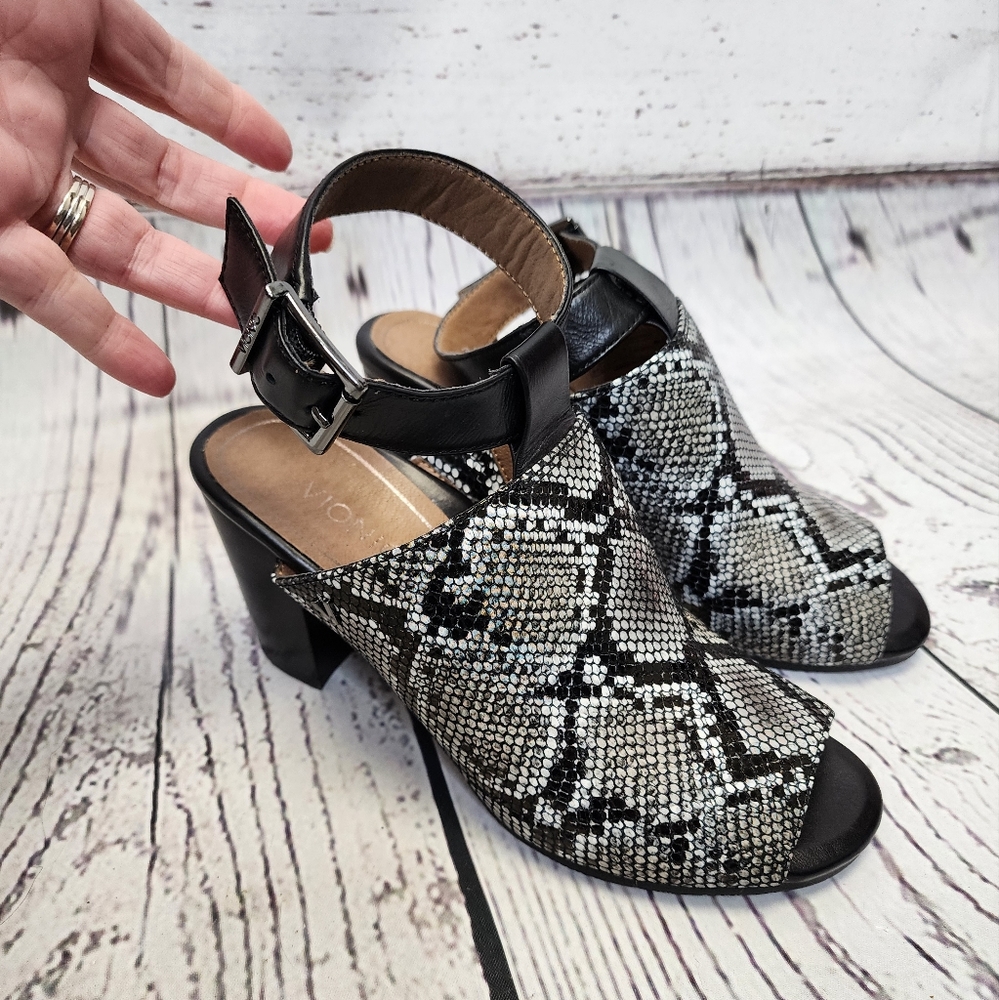 Vionic Monochrome Snake Pattern Heels - image 7